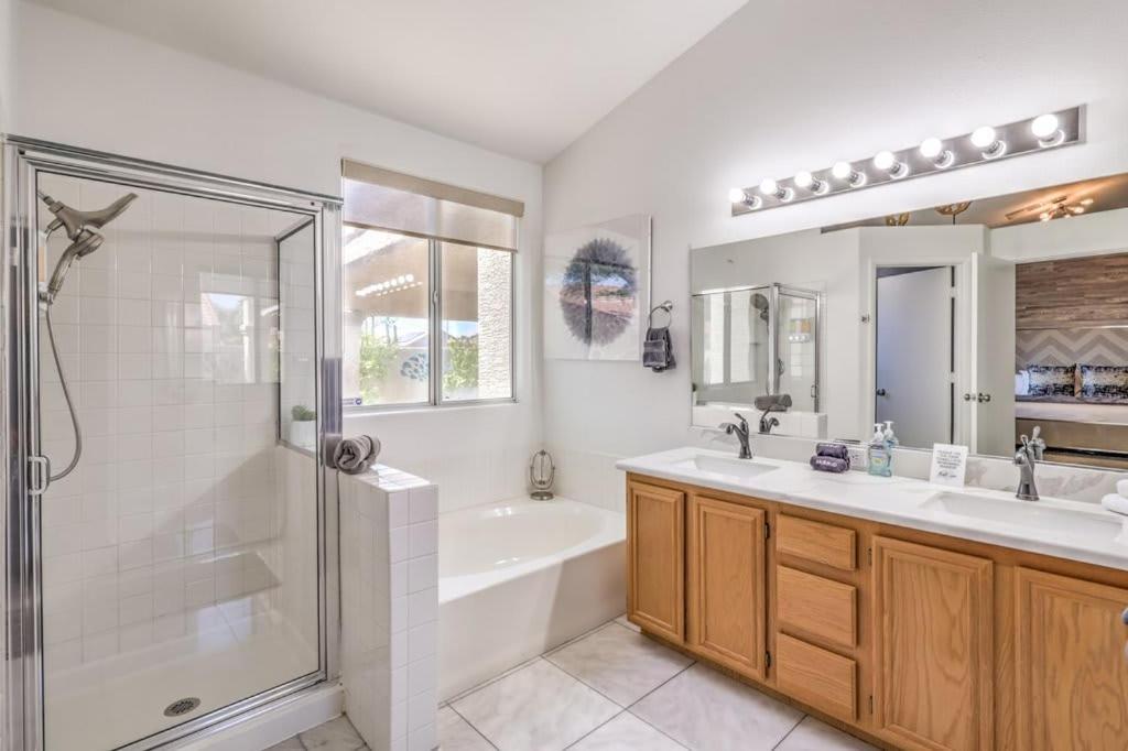 Family Fun For Everyone In Las Vegas- 4 Bedrooms, Billiards, Game Room Henderson Dış mekan fotoğraf